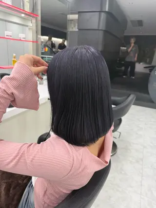 ミディアム カラー ラベンダー💜 グレージュ🩶のヘアスタイル