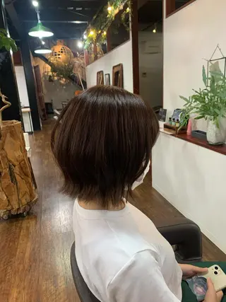 カラー 橋本 愛唯のヘアスタイル