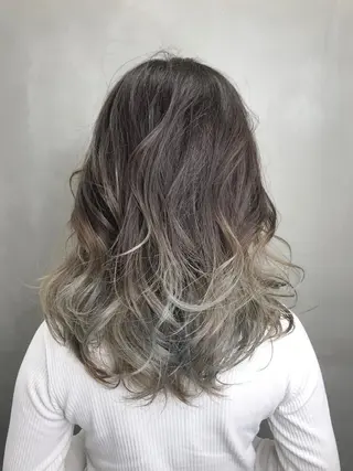 ミディアム カラー 【透明感、艶髪】西村 有司のヘアスタイル