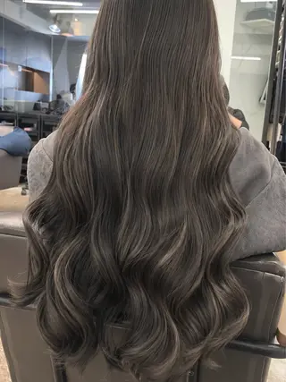 ロング レイヤー/デジパ SAKIのヘアスタイル