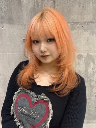 ロング カラー ハイトーンレイヤー TENSHOのヘアスタイル