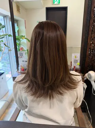 セミロング 髙橋遥 池袋 /レディースカットのヘアスタイル