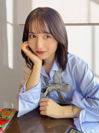 ミディアム 透明感 エイジのヘアスタイル