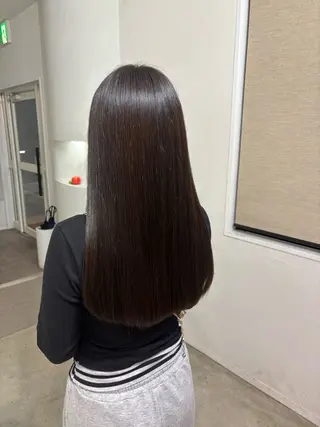 ロング ANNIE/AYU MI/ブラウンカラーのヘアスタイル