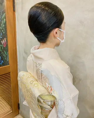セミロング ヘアアレンジ カット スパのヘアスタイル