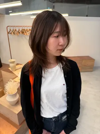 セミロング fubuki🪷 似合わせカットカラーのヘアスタイル