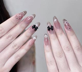 ネイル エリ🫧 nail池袋東口のネイルデザイン