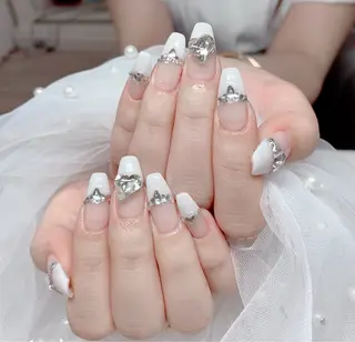 ネイル Bél Nail salonのネイルデザイン