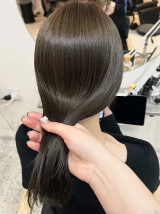 ミディアム 透明感カラー 莉々子のヘアスタイル