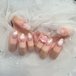 ネイル ☁️BLITZ 🎀笠原雪音🎀のネイルデザイン