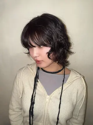ミディアム カラー パーマ 韓国レイヤー suzuのヘアスタイル
