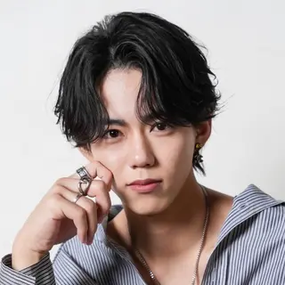 ショート カラー パーマ メンズ 🔥メンズ極🔥韓国 シャドウ/波巻き柿崎のヘアスタイル