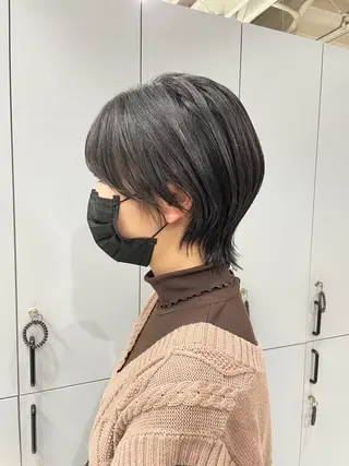 ショート 山本 佳奈のヘアスタイル