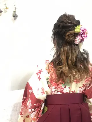 ロング カラー ヘアアレンジ See by merのマツエク・マツパデザイン