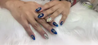ネイル MIKIネイル サロンのネイルデザイン
