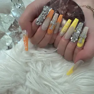 ネイル lavia🖤 ayumiのネイルデザイン