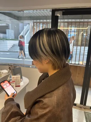 ショート カラー ハイトーンカラー が絶対可愛い✨泰聖✨のヘアスタイル