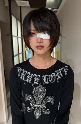 ショート TAIRA横浜ウルフ 🐺デザインカラーのヘアスタイル