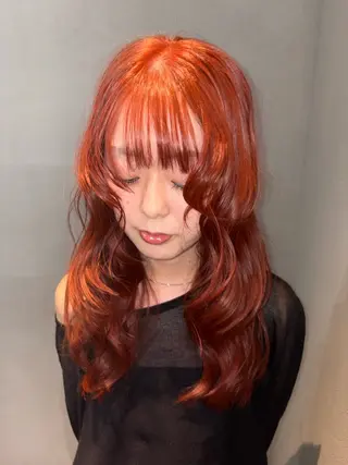 ロング カラー 淀 小南津のヘアスタイル
