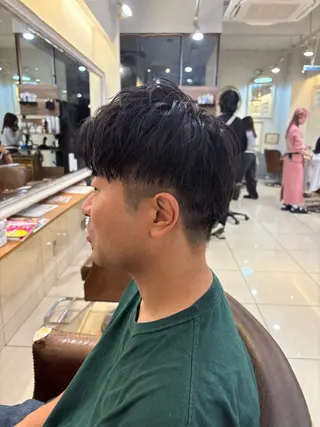 メンズ 韓国ヘアー🇰🇷 MIWAのヘアスタイル