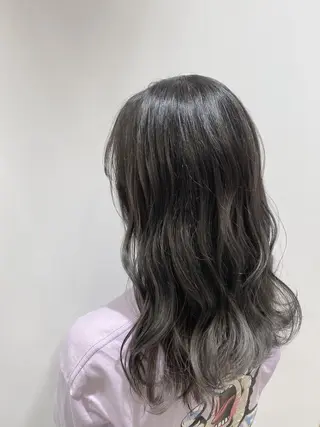 カラー 福元友梨 ディレクター✂️のヘアスタイル