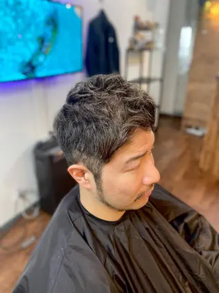 ショート メンズ Luzir⭐︎ GEN⭐︎のヘアスタイル