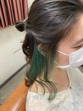 ミディアム 才門 真菜のヘアスタイル