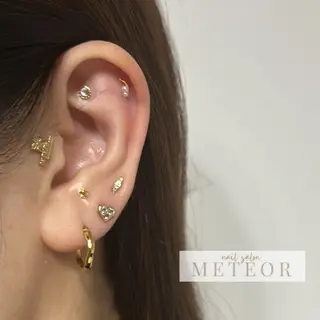 METEOR💫 staffのネイルデザイン