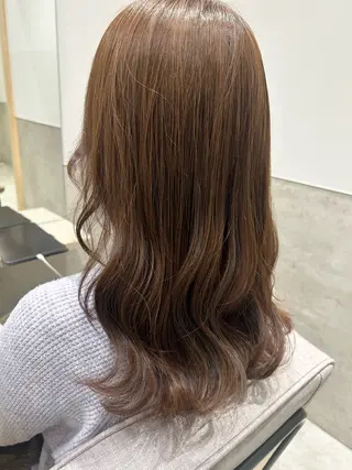 カラー 古山 瞳のヘアスタイル