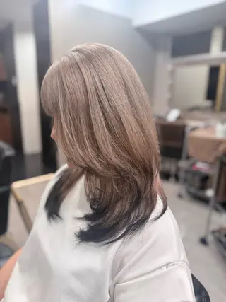 ロング カラー RIEブリーチ& エクステ特化型のヘアスタイル
