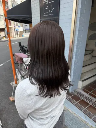 ミディアム 柿本 ひなのヘアスタイル