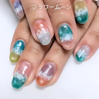 ネイル フラワー ムーンのネイルデザイン