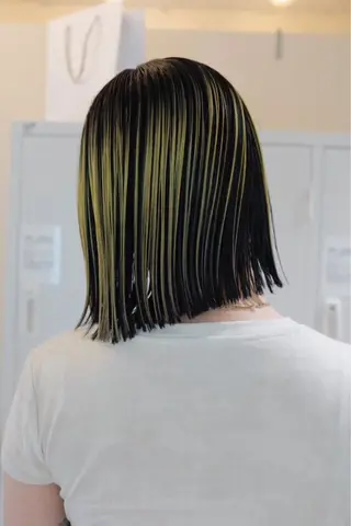 ミディアム カラー ヘアアレンジ OPUSダブルカラー ケアブリーチのヘアスタイル