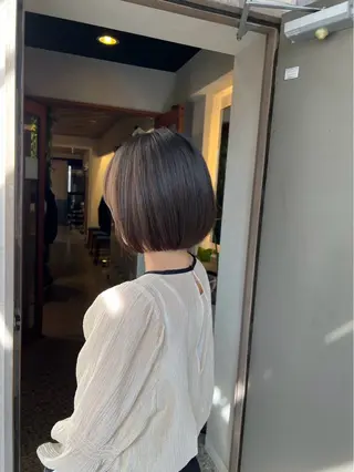 ショート う けんじょうのヘアスタイル
