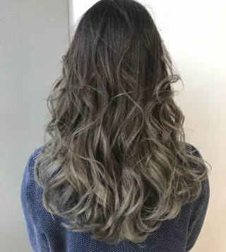 ロング カラー 似合わせ×レイヤー× 髪質改善×t.yのヘアスタイル