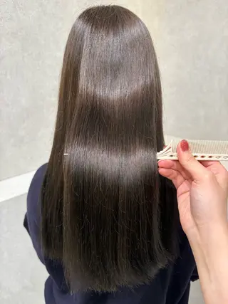 ロング KAE🍓艶カラー /韓国風のヘアスタイル
