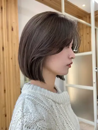 ミディアム 栄/レイヤー/ 津野 こころのヘアスタイル