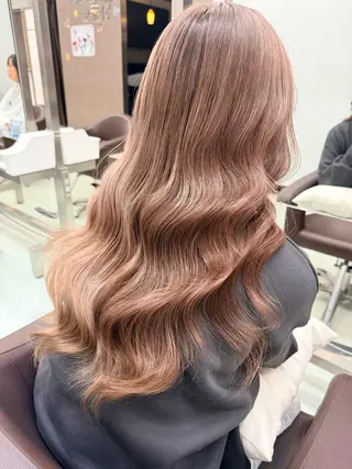 ロング カラー WiLL 紗希/ 艶カラーのヘアスタイル
