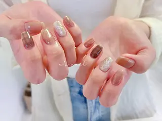 ネイル e’s nail Lumièreのネイルデザイン