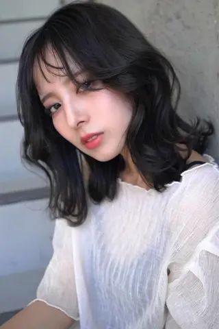 ミディアム yoriダブルカラー 代表すがわらのヘアスタイル