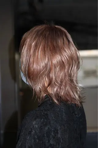 ミディアム カラー 浅岡 昭汰のヘアスタイル