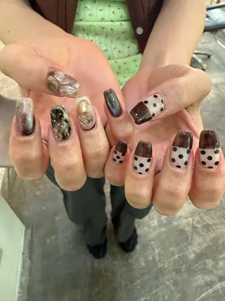 ネイル 栗林 実莉のネイルデザイン