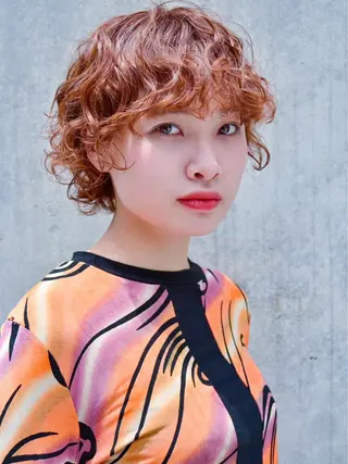 ショート パーマ ヤマグチ リョウのヘアスタイル