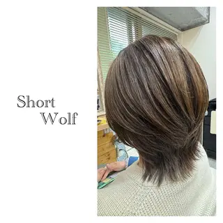 ショート レイヤーカット・ 縮毛矯正 星野のヘアスタイル