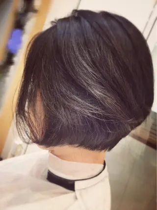 ミディアム reeed konnoのヘアスタイル