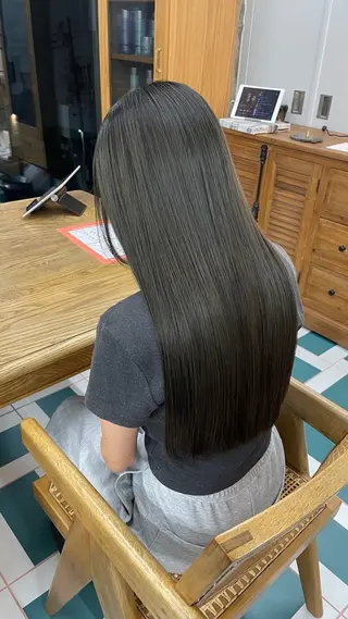 ロング AYA/ benjiのヘアスタイル