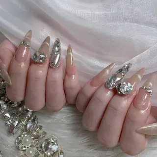 ネイル Lyna 池袋のネイルデザイン