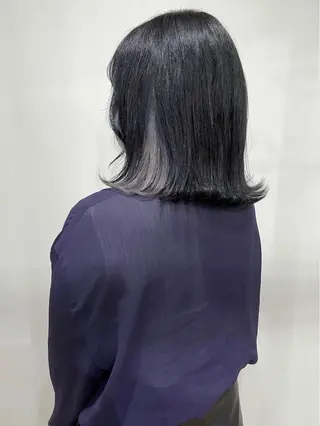 カラー white.梅田 デザインカラー🦄のヘアスタイル