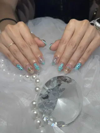 ネイル &T nail / hiori.のネイルデザイン