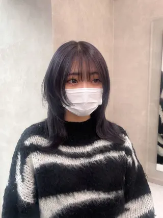 セミロング カラー 抜け感レイヤー︴ ニュアンスカラーのヘアスタイル